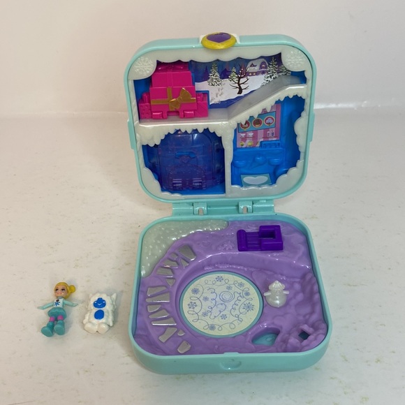 Polly Pocket Hidden Hideouts Frosty Fairytale - Picture 4 of 9